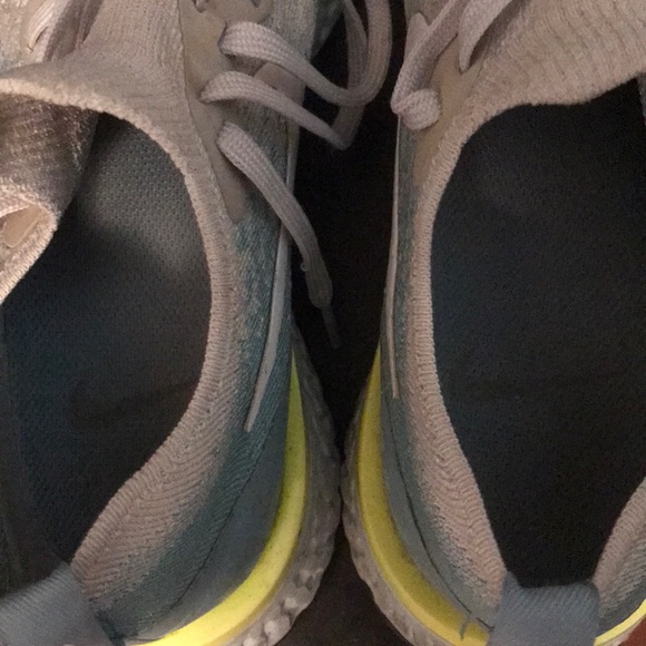 Nike shoes - Picture 5 of 5